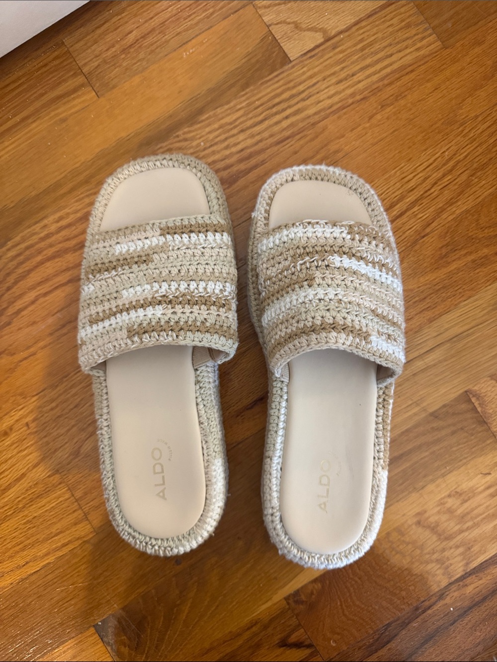 ALDO Beige and Cream Crochet Slide Mules